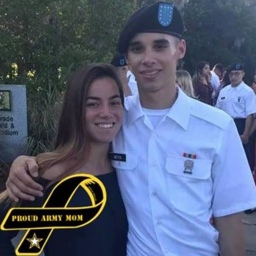 Meet your Posher, Alicia